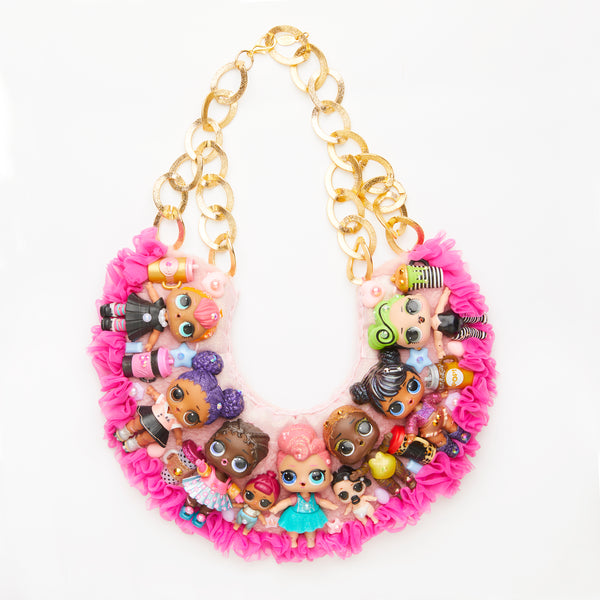 Lol dolls figures toys necklace plastron with ruffle