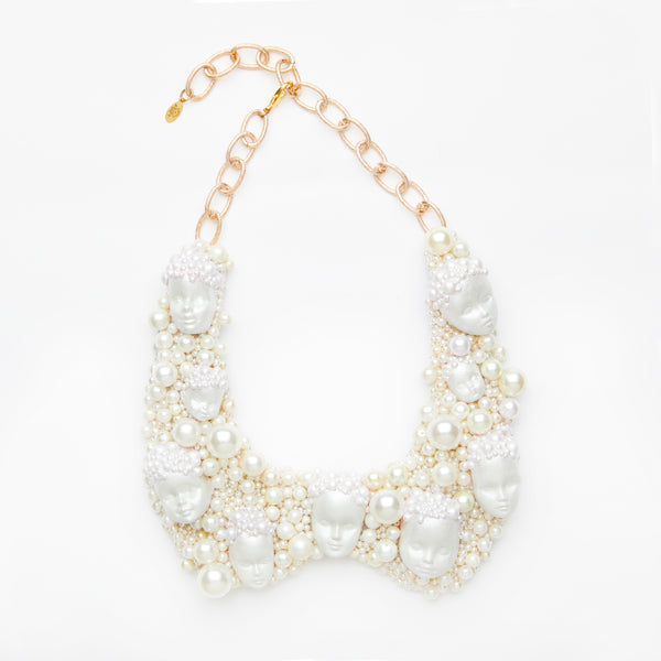 vintage pearly doll face necklace (Copy)