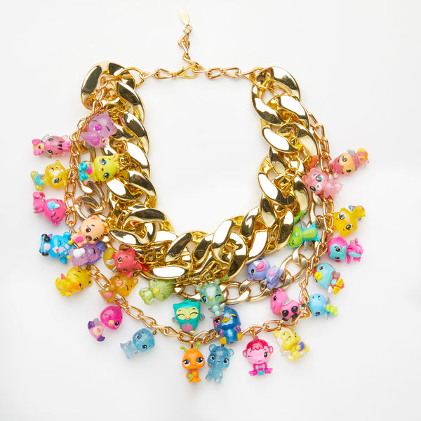 pet shop toys necklace with chunky gold chain